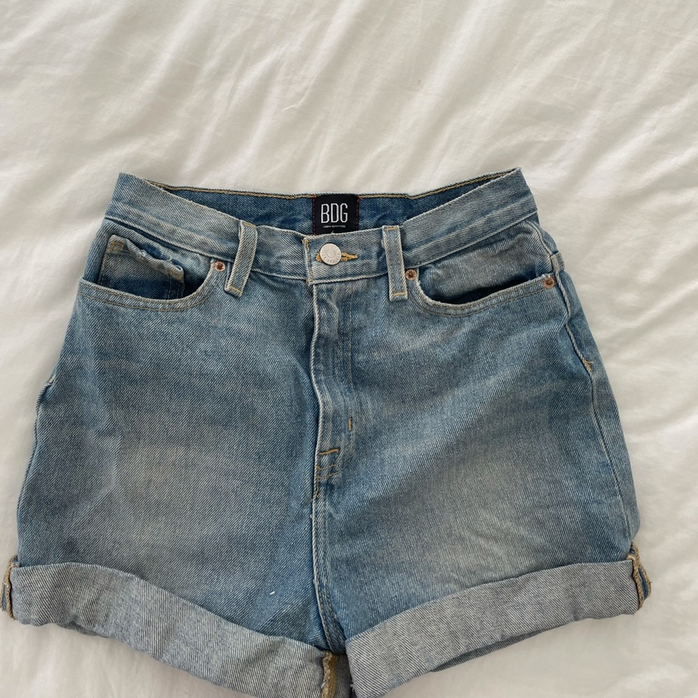 Urban outfitters high rise mom short